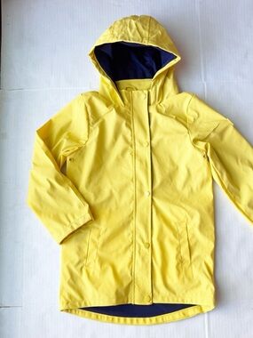 Hunter New Boys Water
Resistant Long Hooded Rain Jacket in Yellow NWT Size 8Y